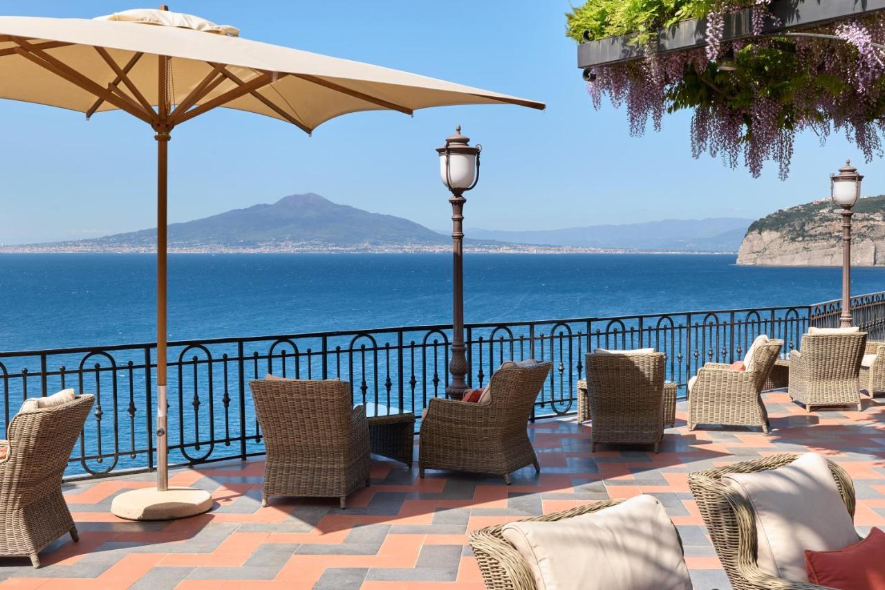 Grand Hotel Royal Sorrento Bagian luar foto