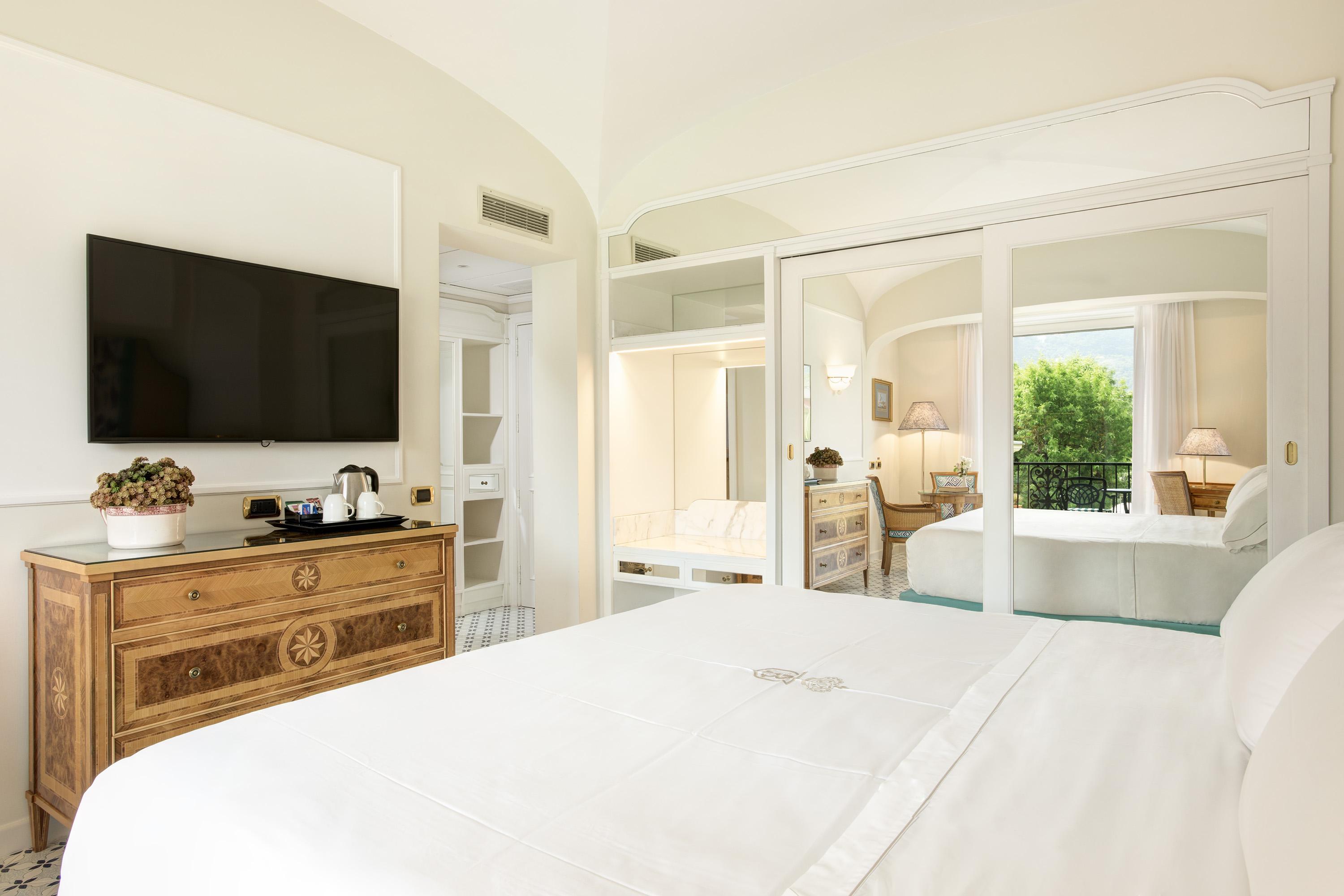 Grand Hotel Royal Sorrento Bagian luar foto