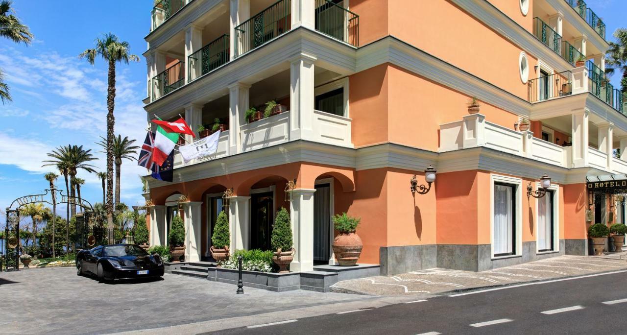 Grand Hotel Royal Sorrento Bagian luar foto
